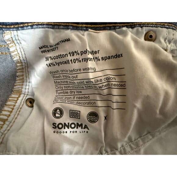 Sonoma Straight Jeans Size 18 Plus size 30 inseam - Picture 3 of 4